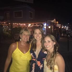 Meet your Posher, Catherine